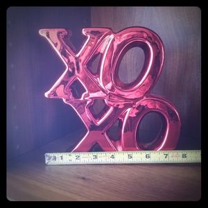 ⭐ Metallic Glass XOXO decor